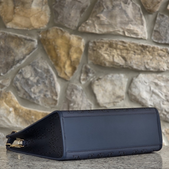 Michael Kors Maple Logo Large Blue Tote - Picture 4 of 10